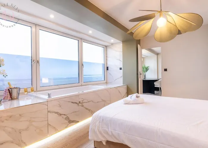 Apartamento Le Luxe Malouin - Vue - 2 Ch - Balneo - Garage