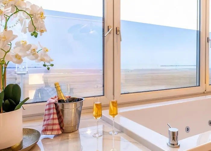 Le Luxe Malouin - Vue - 2 Ch - Balneo - Garage Apartamento