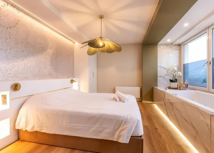 Le Luxe Malouin - Vue - 2 Ch - Balneo - Garage Apartment